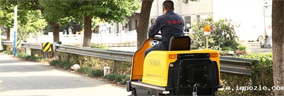 你们是电动扫地机厂的“劳模”