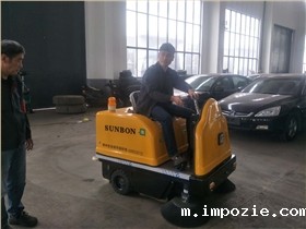 扫地车使用日常注意事项