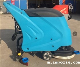 适合商场保洁用的手推式洗地机