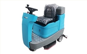 驾驶式洗地机在工厂车间的应用