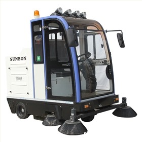 驾驶式小型扫地机 驾驶式小型扫地机