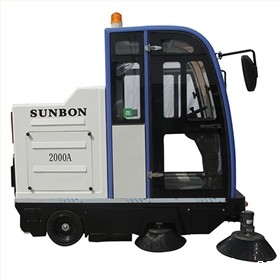 停车场扫地车 002