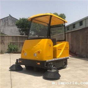 驾驶式电瓶扫地机 驾驶式电瓶扫地机