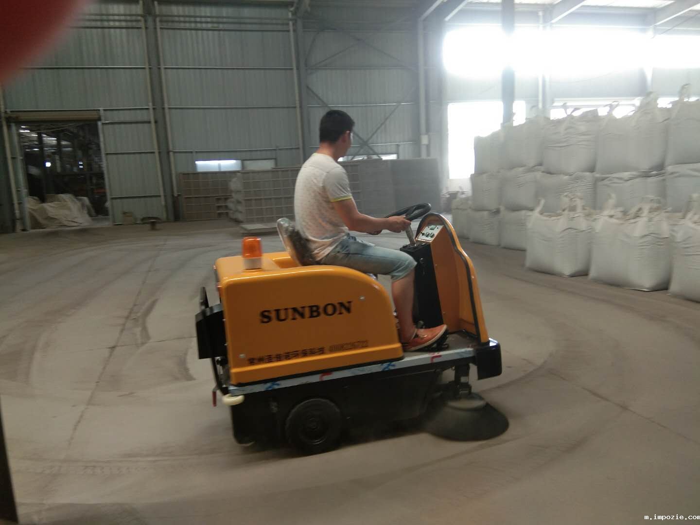 清扫机的优势体现在哪里呢？