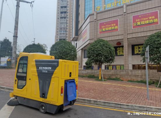 驾驶式电动扫地车的特点及优势有那些？