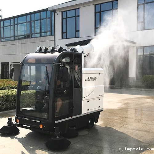 扫地车厂家教您如何选择电动扫地车