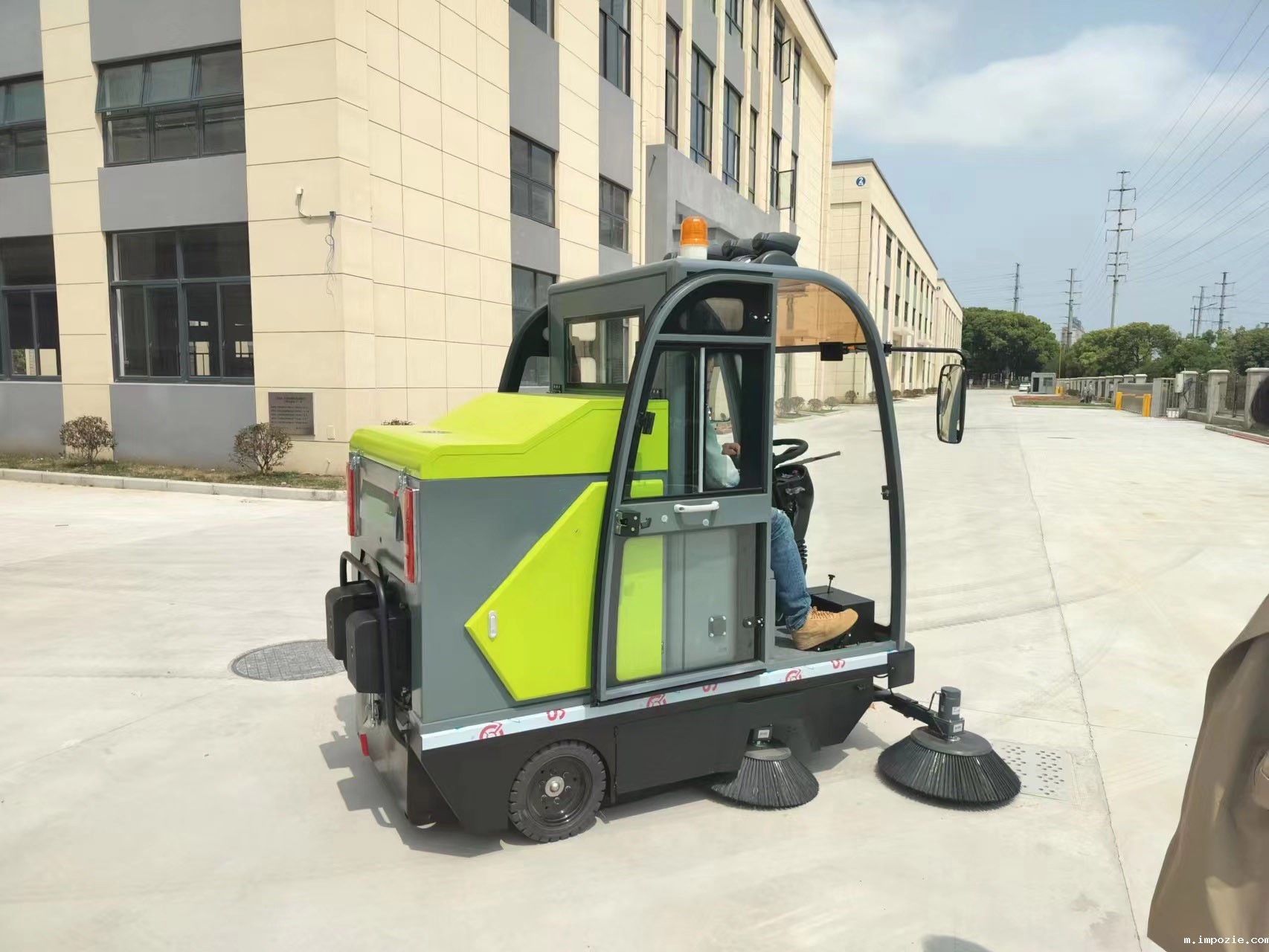 小型环保米优app下载安装官方提升工业园区清洁效率 小型环保米优app下载安装官方提升工业园区清洁效率