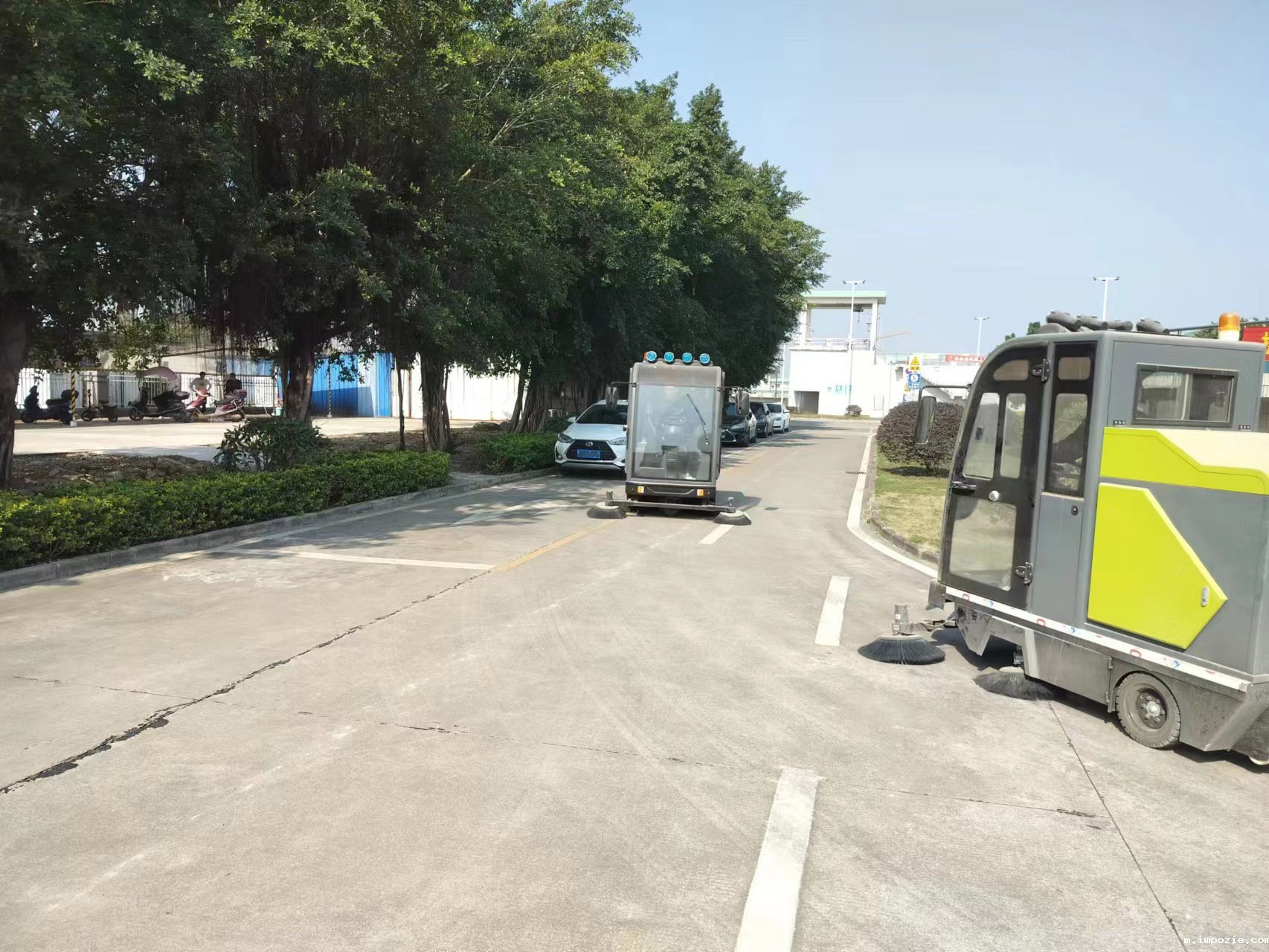 小型驾驶式扫地车是否有用,能够清扫得干净吗? 小型驾驶式扫地车是否有用,能够清扫得干净吗?